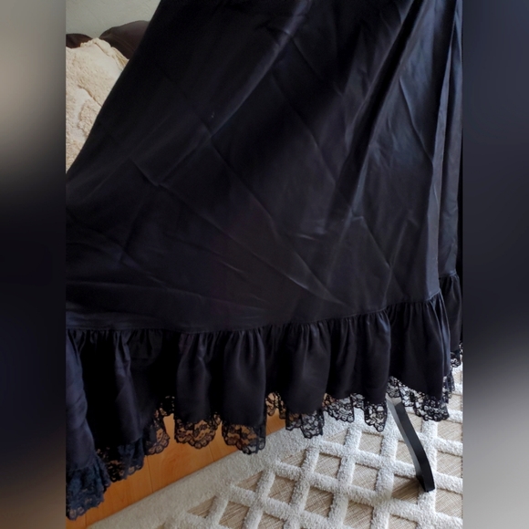 Vintage Gunne Sax By Jessica McClintock Black Midi Lace Skirt Size 11 Wednesday - Picture 11 of 11